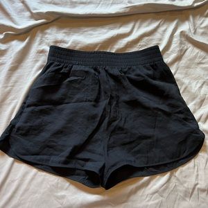 H&M black shorts Size S.